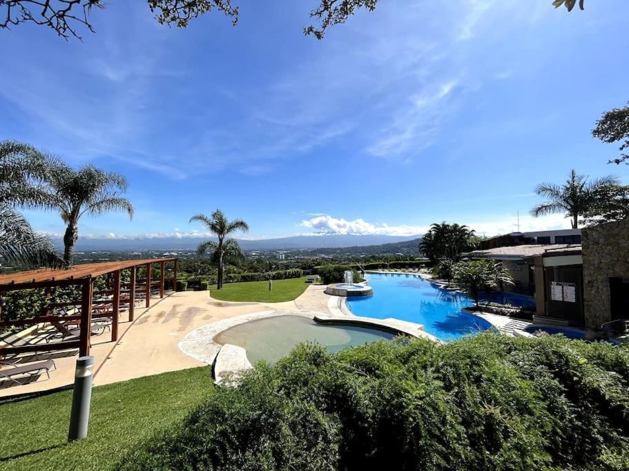 Cr Mariposa Rentals Comfortable Penthouse, Ac, Pool, Gym, Tennis Santa Ana  Exterior photo
