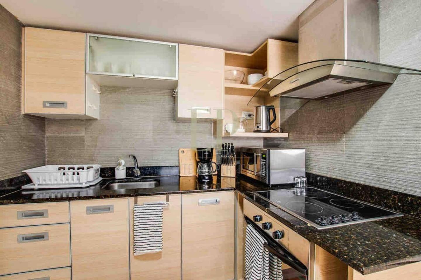 Cr Mariposa Rentals Comfortable Penthouse, Ac, Pool, Gym, Tennis Santa Ana  Exterior photo